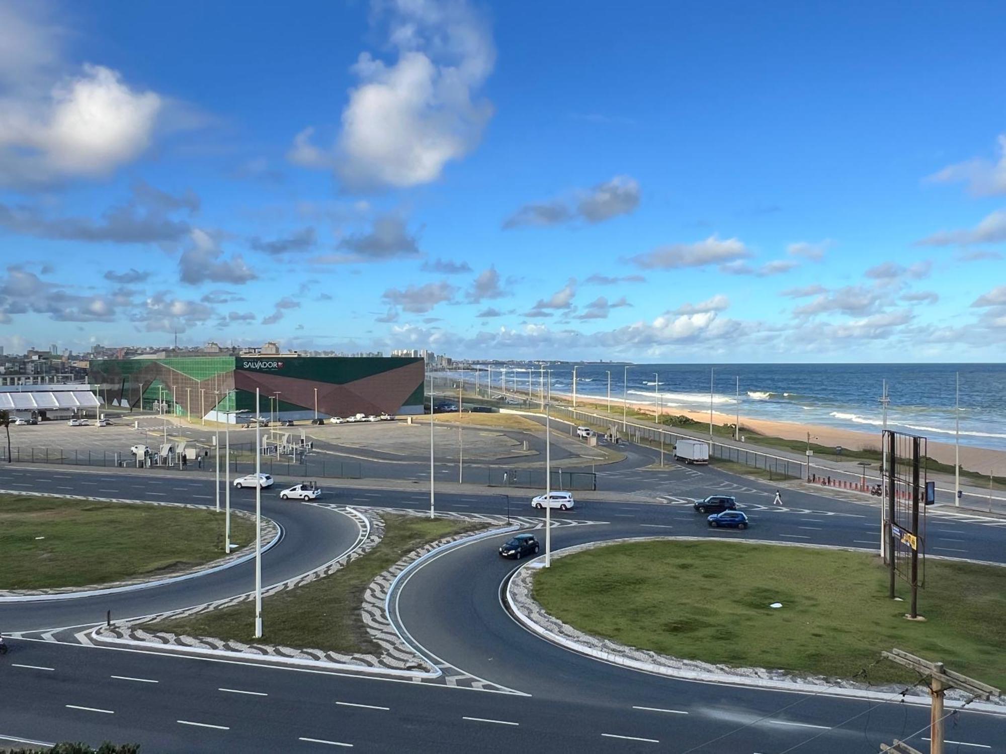 Fantastico 304 Salvador, Com Vista Mar, No Bairro De Jardim Armacao, A 300m Do Novo Centro De Convencoes De - Ccs E Do Parque Dos Ventos Apartamento